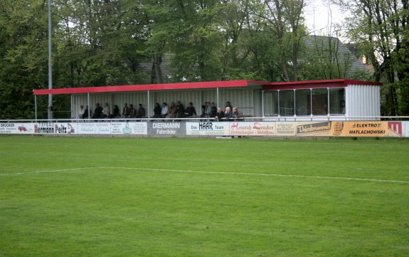 Sportplatz Bruder-Konrad-Str.