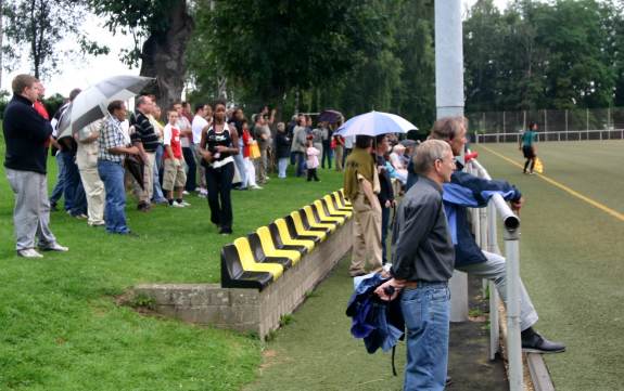 Münzenberg-Kampfbahn - folgt