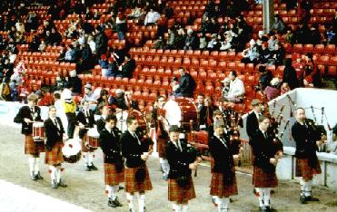 Pittodrie Stadium - offizielle Unterhaltung der schottischen Art