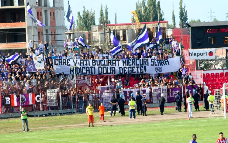 Stadion UTA (Francisc von Neumann)