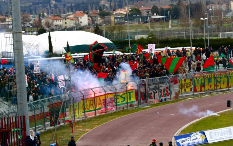 Stadio Communale - Intro Ternana 