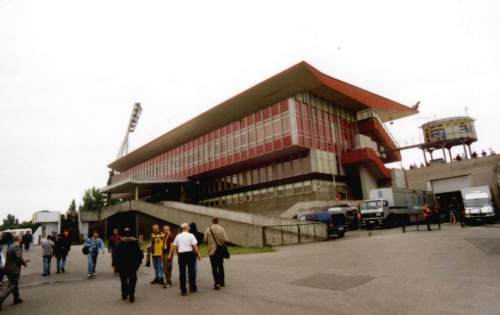 Friedrich-Ludwig-Jahn-Stadion - Haupttribüne Rückansicht