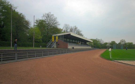 Stadion Menzenberger Str.