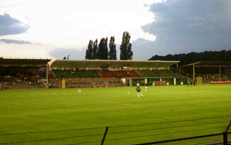 Mijnstadion - Mitteltribüne