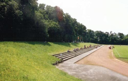 Wasenstadion - Stufen auf der Gegenseite