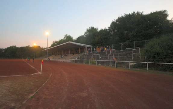 Stadion an der Gesamtschule Helfe