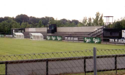 Tingbjerg Idrætsanlæg - Tribüne