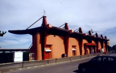 Stade Dominique Duvauchelle - Aßenansicht Presidentielle