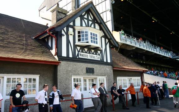 Lansdowne Road - Fachwerkhaus neben der Haupttribüne