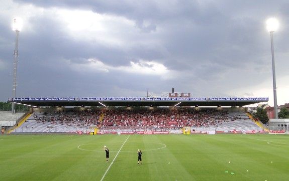 Städtisches Stadion an der Grünwalder Straße