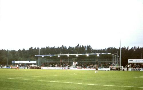 Waldstadion - Tribüne