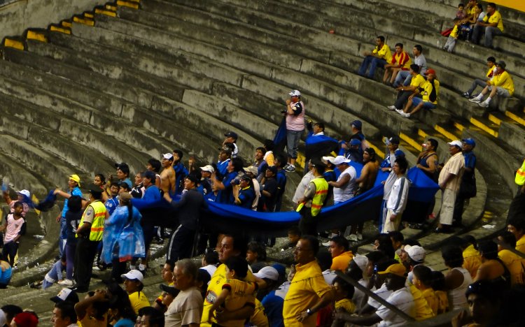 Estadio Isidro Romero Carbo (Estadio Barcelona)