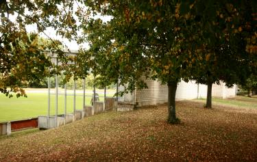 Stadion an der Flutbrücke