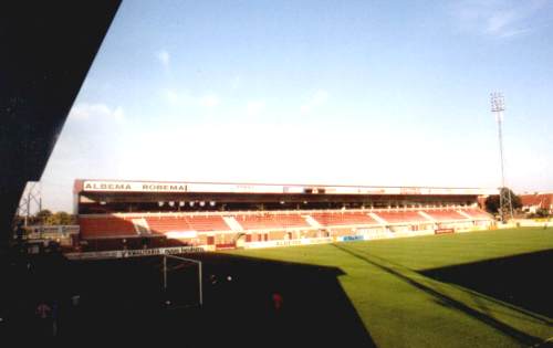 De Braak - Haupttribüne leer