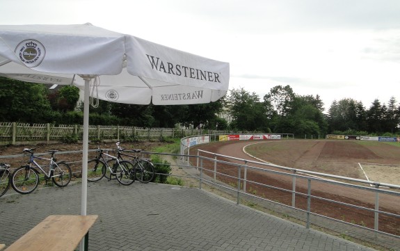 Stadion an der Hellweg-Halle