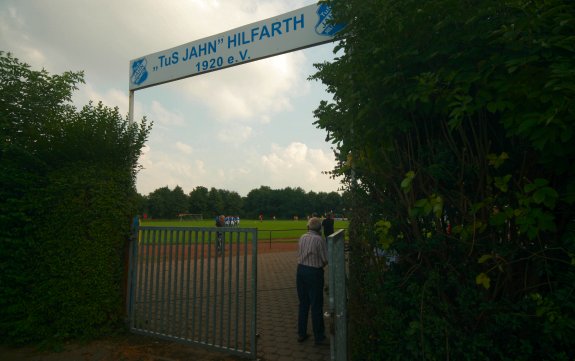 Sportplatz Callstr.