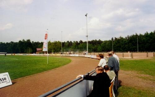 Waldkampfbahn - Am Platz