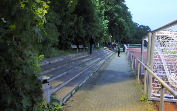 Stadion Deutsch-Luxemburger-Straße