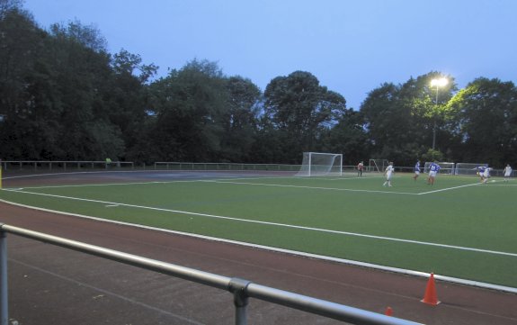 Stadion Deutsch-Luxemburger-Straße