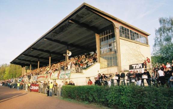 Stadion Eilenriede - Tribne