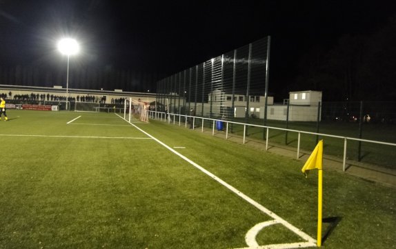 Stadion am Badeweiher Kunstrasen