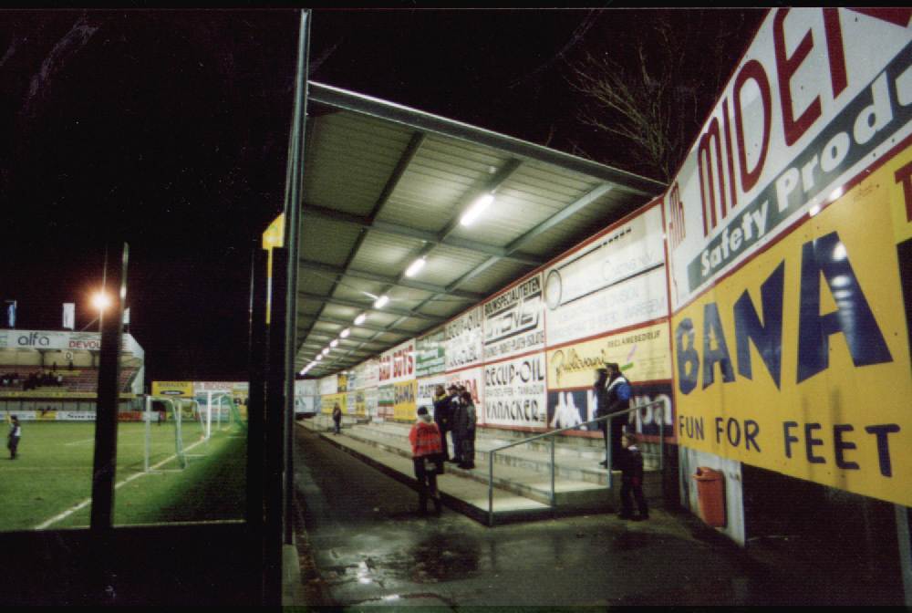 Gemeentelijk Sportstadion - Hintertorbereich Heim