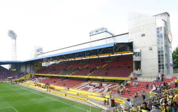 Fritz-Walter-Stadion (Betzenberg) - Gegenseite