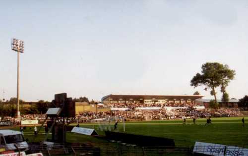 Holstein-Stadion - Tribüne