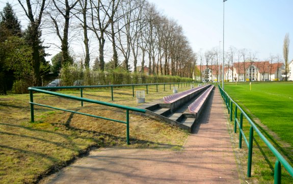 Sportplatz Wendenschloßstr. 182