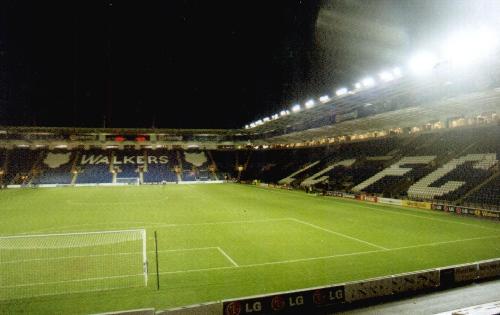 Walkers’ Stadium - South Stand und West Stand