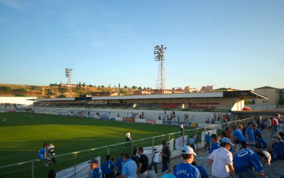 Municipal de Linarejos