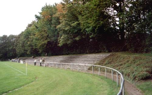 Volksparkstadion - Hhere Seite