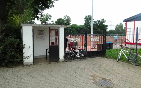 Sportplatz Zaunhofstr.