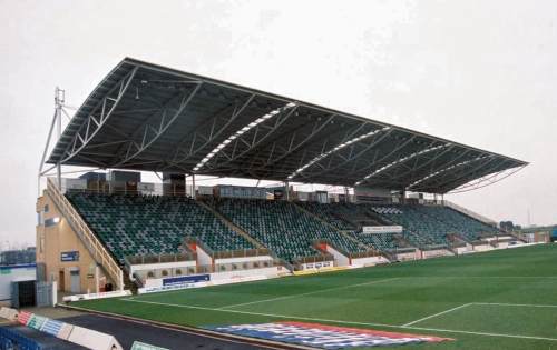 National Hockey Stadium, Milton Keynes - Haupttribne (East Stand)