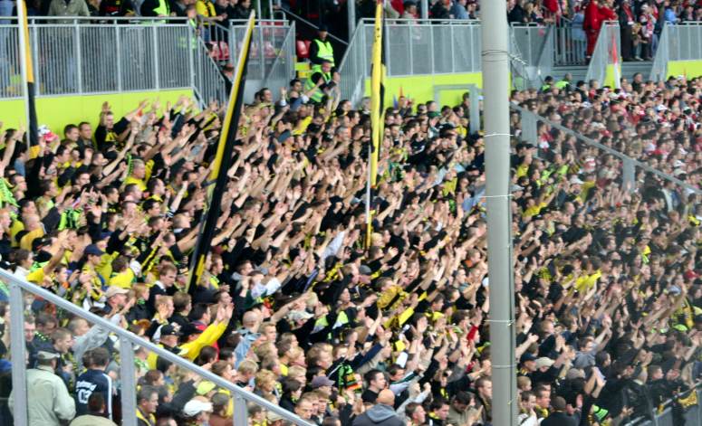 Stadion am Bruchweg - Stimmung Gästeblock