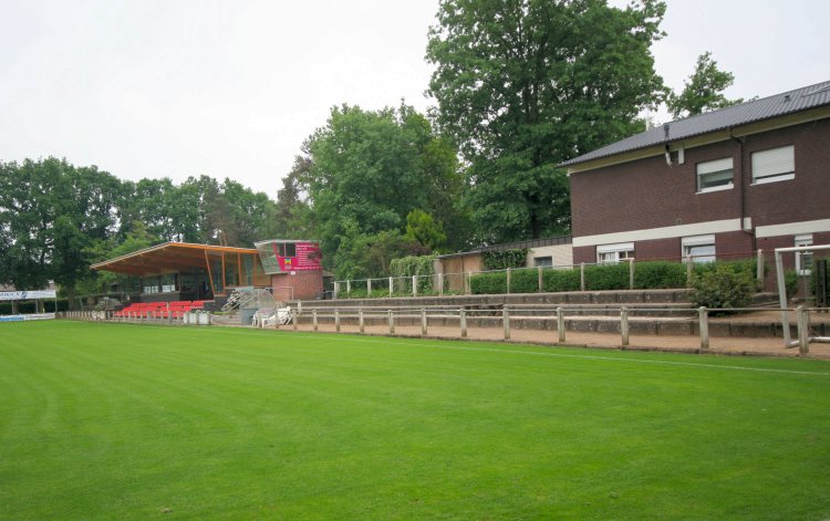 Waldstadion