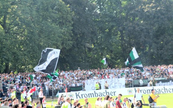 Stadion an der Kirmeswiese (Prof. Hueppe Stadion)