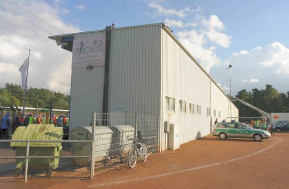 Herman-Löns-Stadion - Tribüne Rückansicht