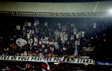 Parc des Princes - Fans vor dem Spiel