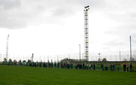 Stadion SC Xaverov Horní Pocernice - Längsseite