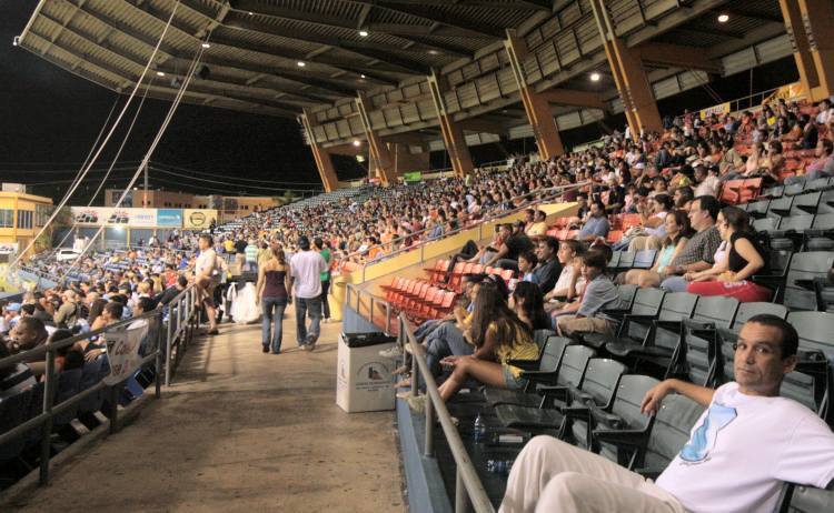 Estadio Juan Ramón Loubriel