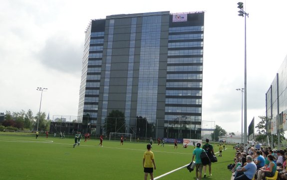 Hanzas vidusskolas stadionā