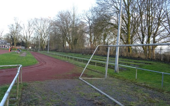 Sportplatz am Volkshaus (Am alten Hof, Stratmanns Hof)