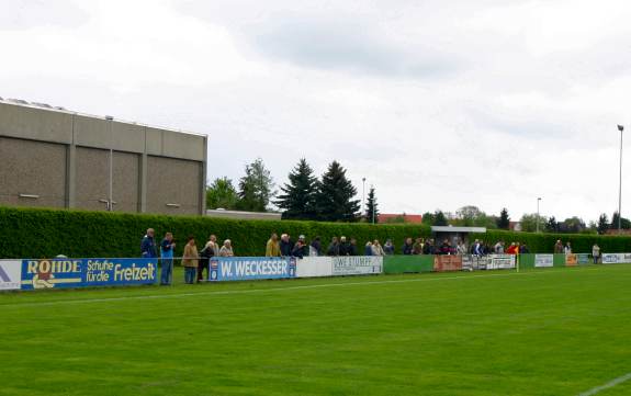 Stadion am Fünften - Gegenseite