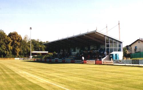 Schwan-Stadion - Tribüne