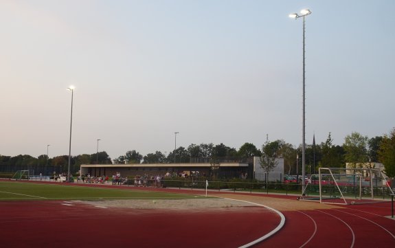 Sportplatz Sandforter Weg (Kunstrasen)