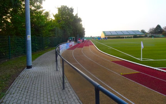 Sportplatz Sandforter Weg (Kunstrasen)