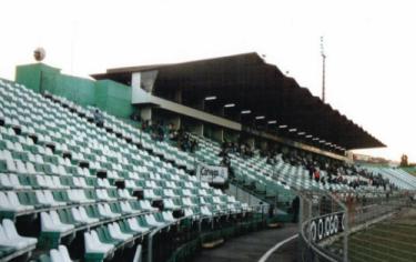 Estadio do Bonfim - Haupttribüne