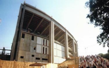 Waldstadion - Auenansicht neue Tribne