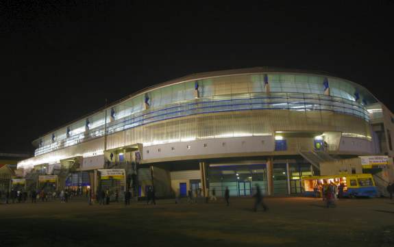 Stade Bonal - Außenansicht